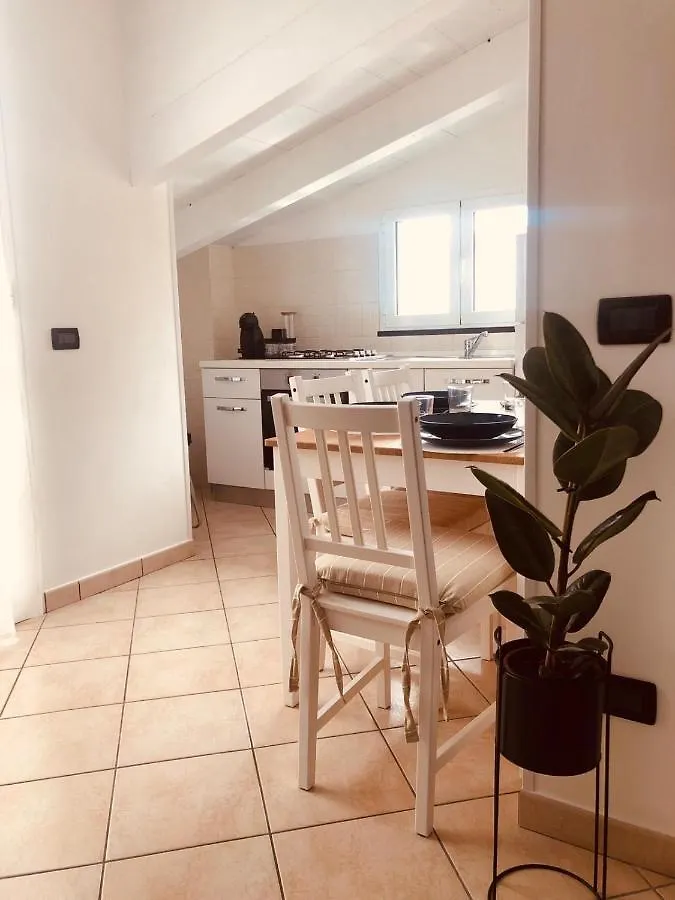 La Via Del Mare Apartment Albenga 0*,  Italy